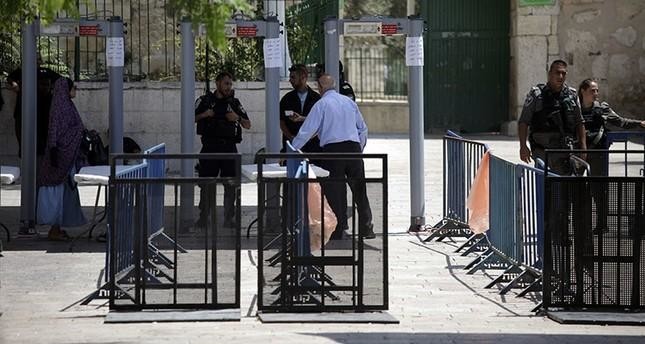 Israel Says Jerusalem Mosque Metal Detectors to Stay